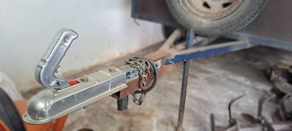 Atrelado robusto e versátil – ótima oportunidade!