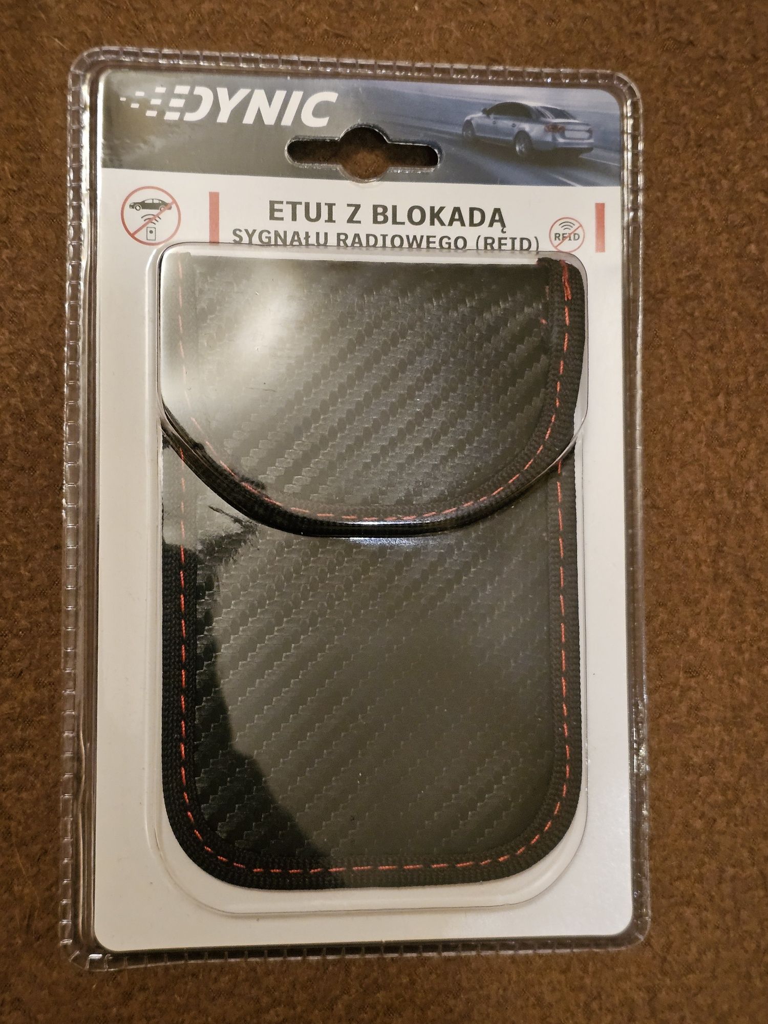 Nowe etui z blokadą sygnału radiowego