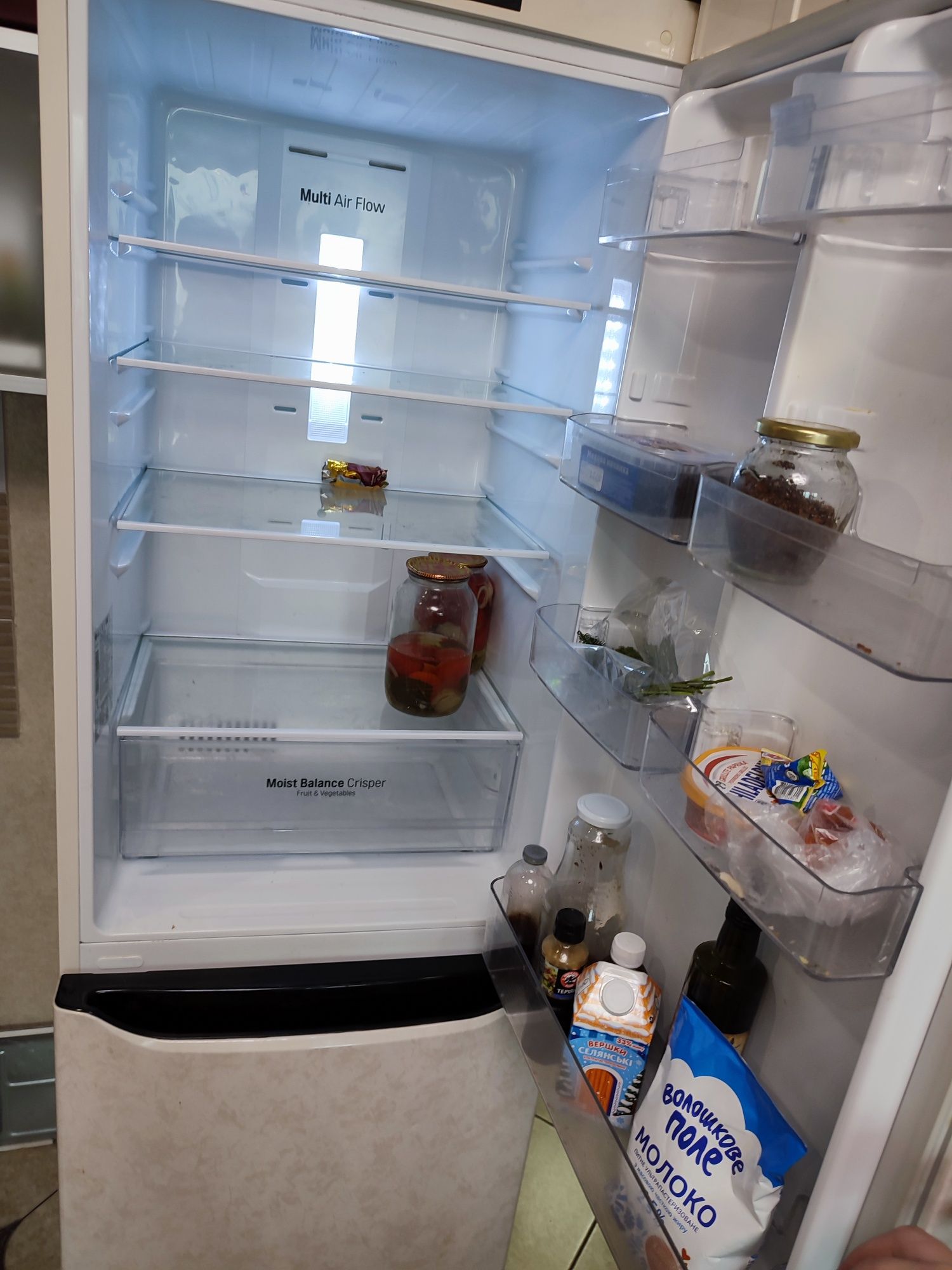 Холодильник LG новий
