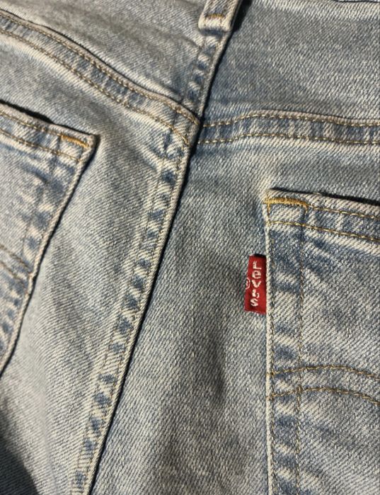 Spodnie Levis Mom Jeans Nowe