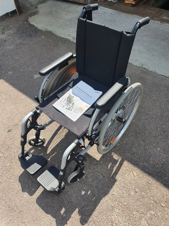 Крісло для інвалідів