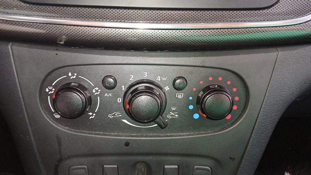 Comando chauffage / sofagem DACIA Sandero II (5S_)