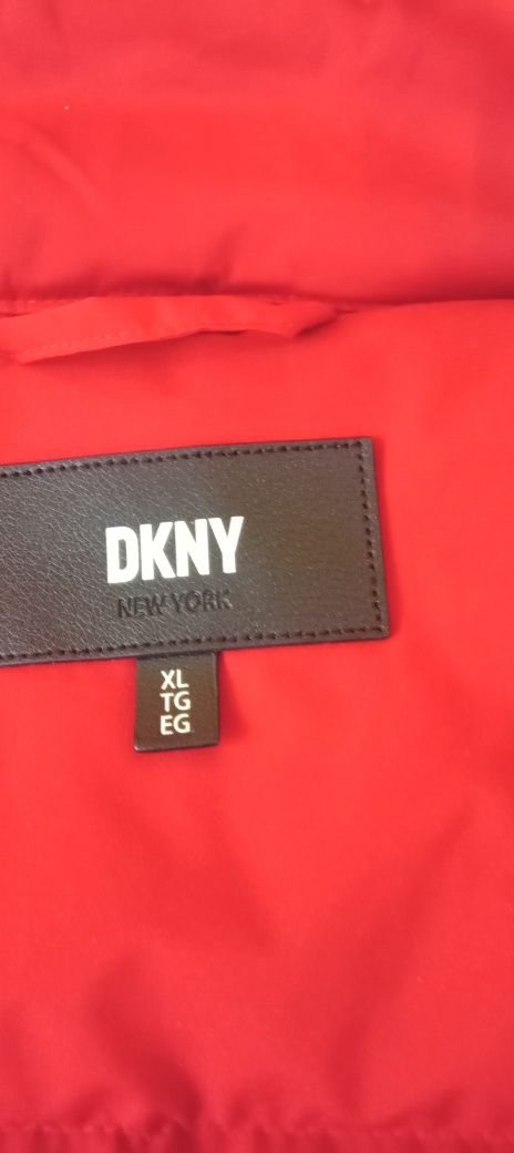 Продаю новую жен.куртку фирмы ,, DKNY '' р-р 48-52 в Запорожье