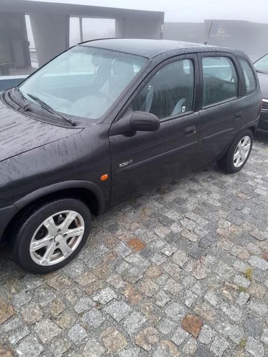 Corsa com inspeção feita