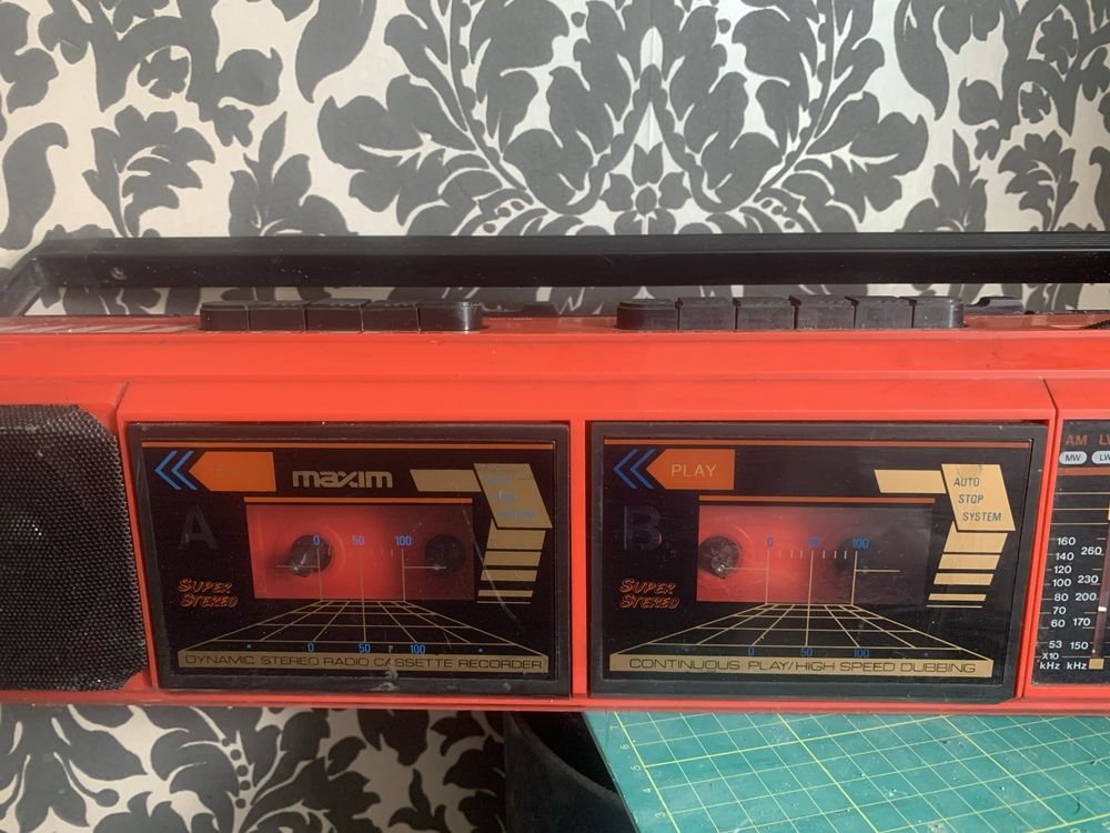 Magnetofon- radiomagnetofon - kaseciak -Boombox -PRL -Maxim