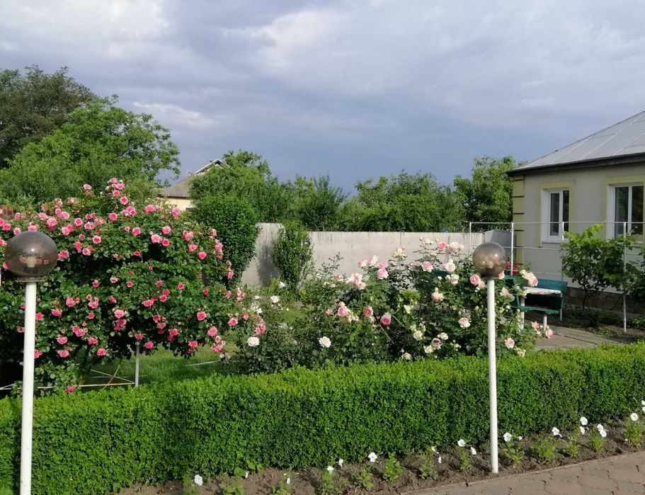 Рідкісна пропозиція якісного житла! Сучасний будинок  в ЦЕНТРі