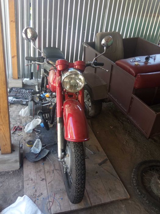 Продам мотоцикл днепр