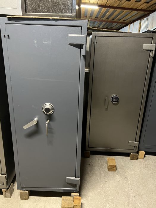 Вогнетривкий надійний  сейф Гріфон для цінностей