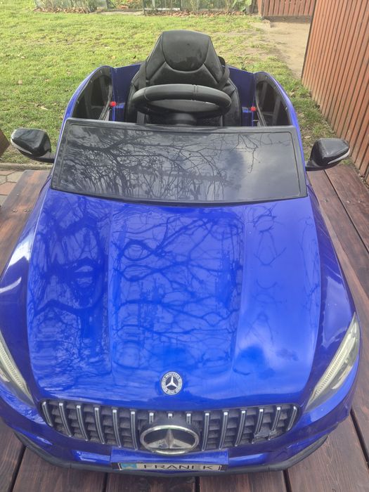 Mercedes auto na akumulator