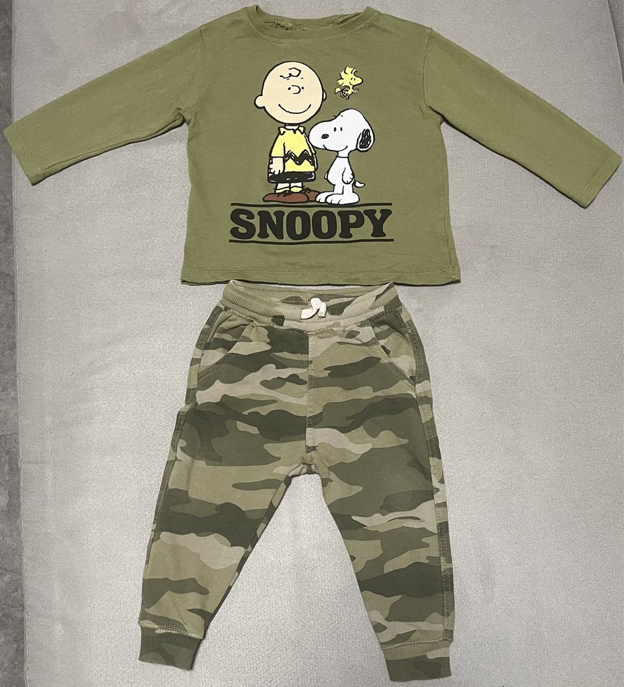 Zestaw bluzka Snoopy i spodnie dresowe moro Zara r.92