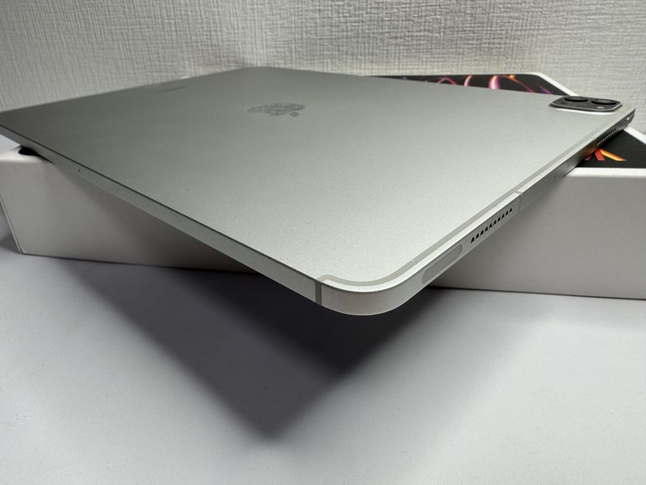 Apple iPad Pro 12.9  6Gen M2 128GB, Wi-Fi + LTE Silver 2022