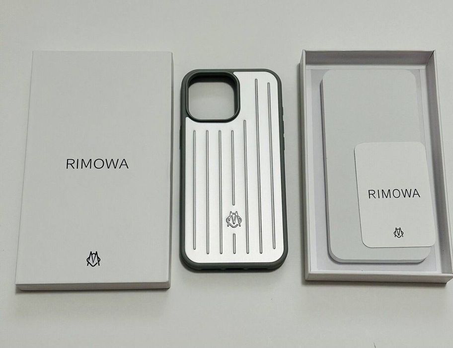 Чехол iPhone Rimowa 16 pro max