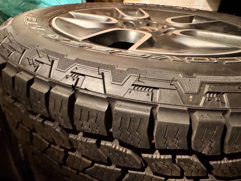 Jak nowe - Opony Cooper Discovery AT3 - 215/65/17 - DOT 0222