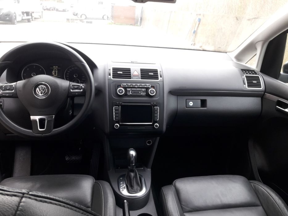VW Туран 2012 рік, 2.0 дизель, Автомат 7 місць