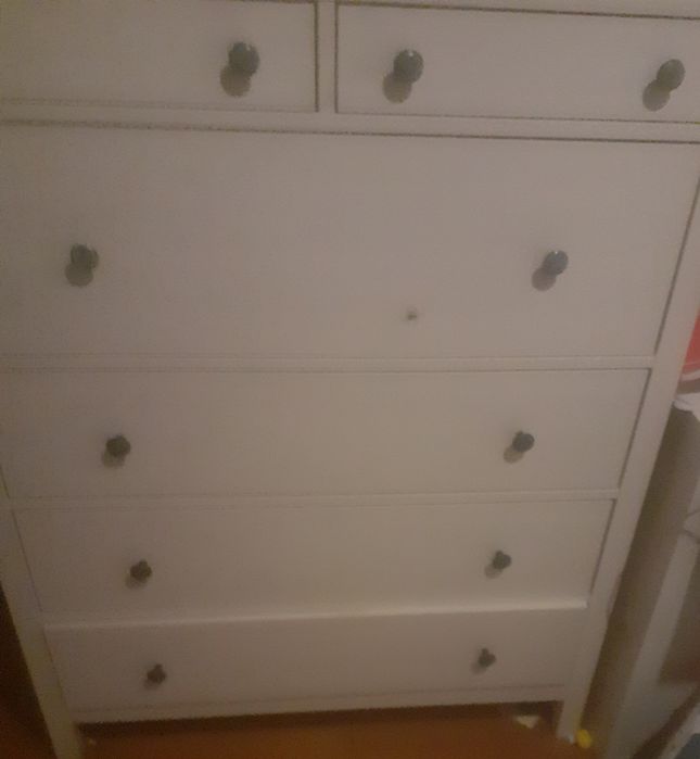 Cómoda de Quarto em bom estado