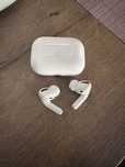 Słuchawki bezprzewodowe Apple AirPods Pro 1 gen. Lightning