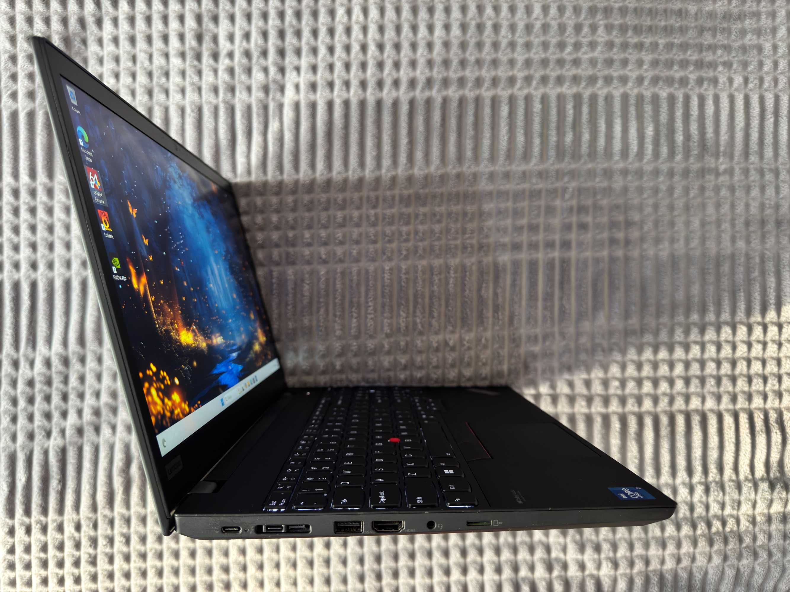 Ноутбук Lenovo ThinkPad P15S | i7-1185G7 T500 | 16/512 | FHD IPS
