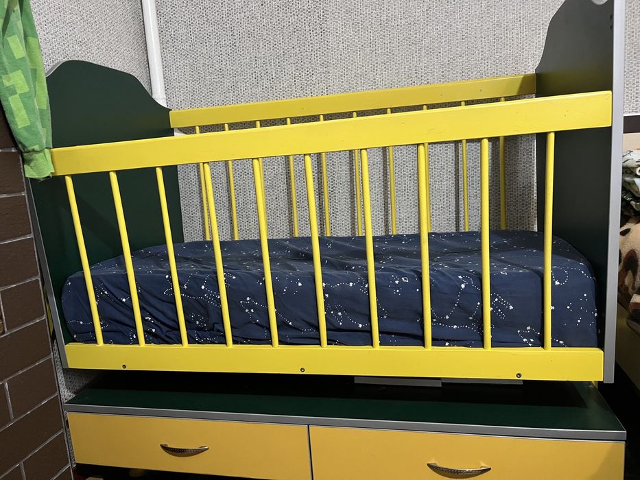 Дитяче ліжко 3000грн можливий ТОРГ