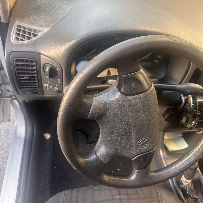 Volkswagen Polo 1.0 99