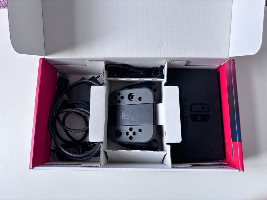 Nintendo Switch  + Ring Fit Adventue