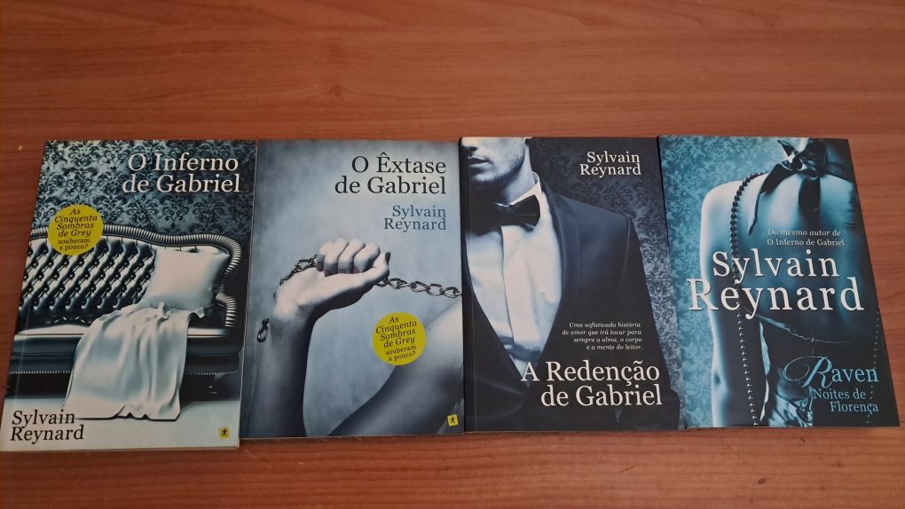 Literatura erotica E L James,  Megan Maxwell,  Sylvia Day, J R Ward