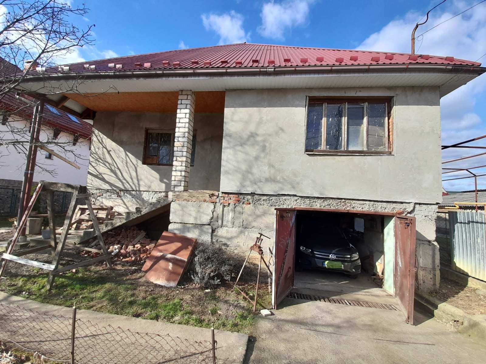 Продам недобудованний будинок з ділянкою в Сторожниці на Малиновій