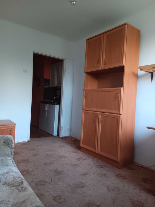 Do wynajęcia kawalerka w Krynicy w bloku na osiedlu Źródlana.