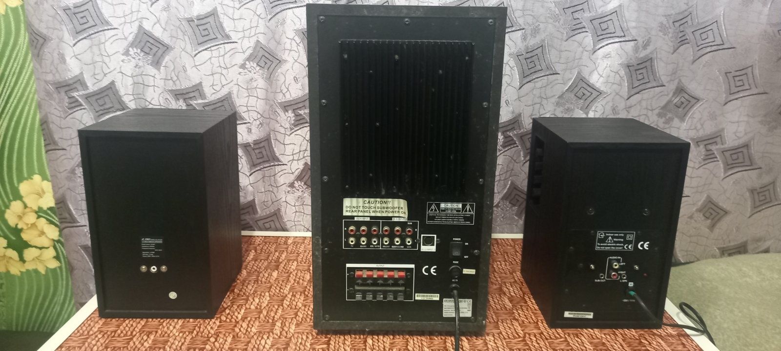 F&D sps 630.  Genius SW 5000