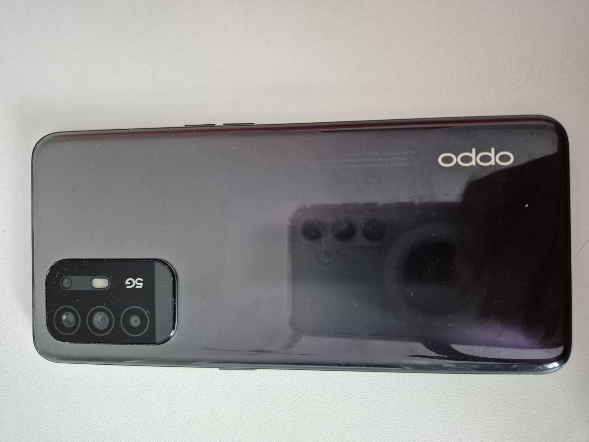 Telefon OPPO Reno 5Z