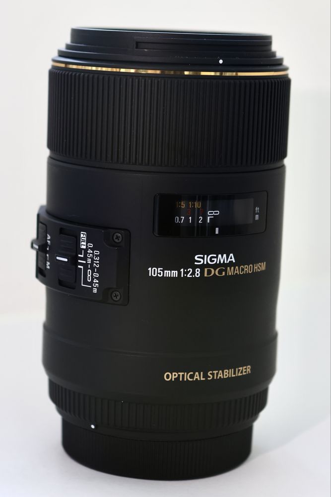 Sigma 105 mm f/2.8 DG OS EX HSM Macro