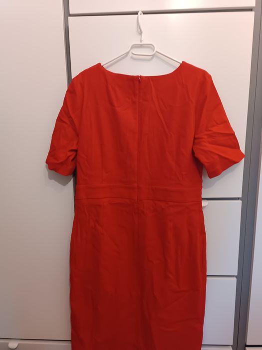 Czerwona damska sukienka rozmiar 48