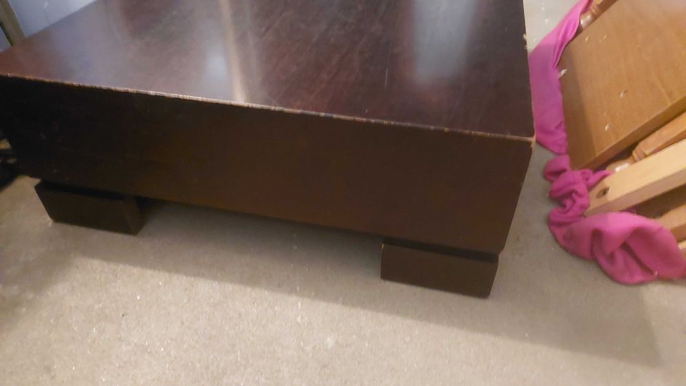 Mesa de centro de madeira