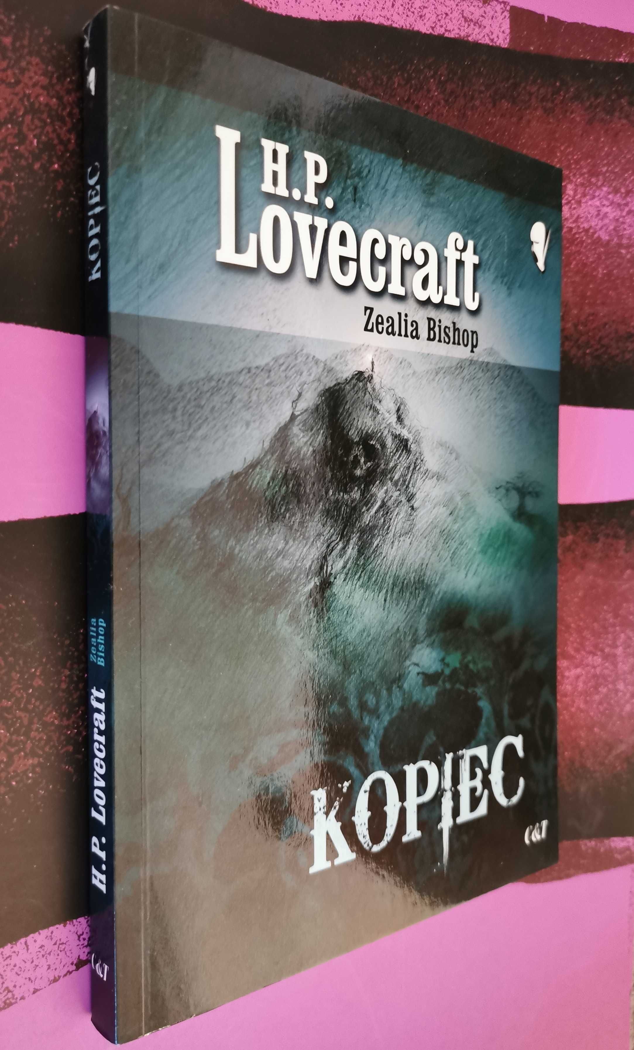 H.P. Lovecraft - Kopiec