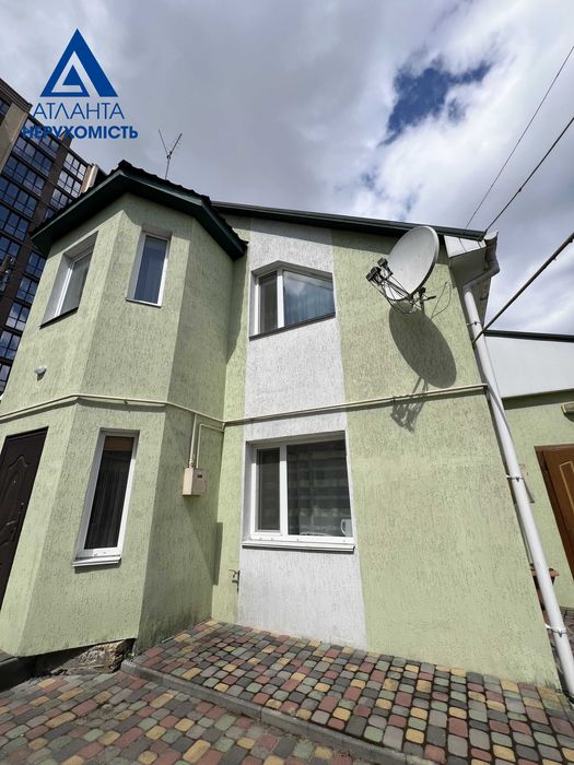 Продаж частини будинку!