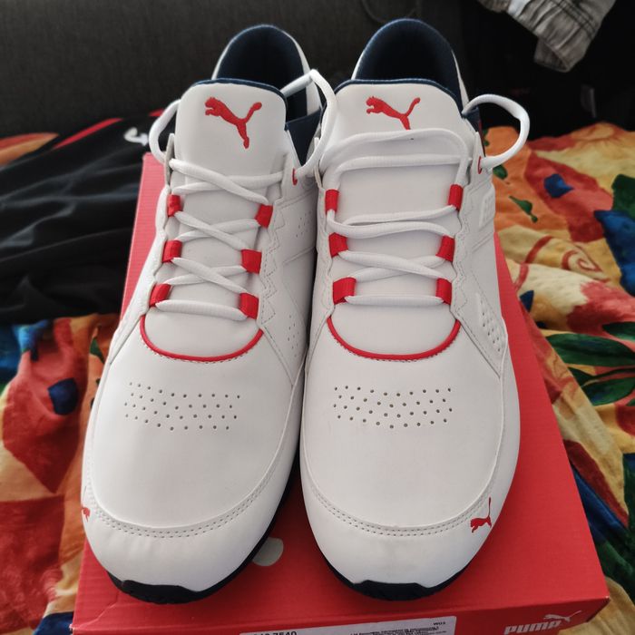Nowe buty pumy białe