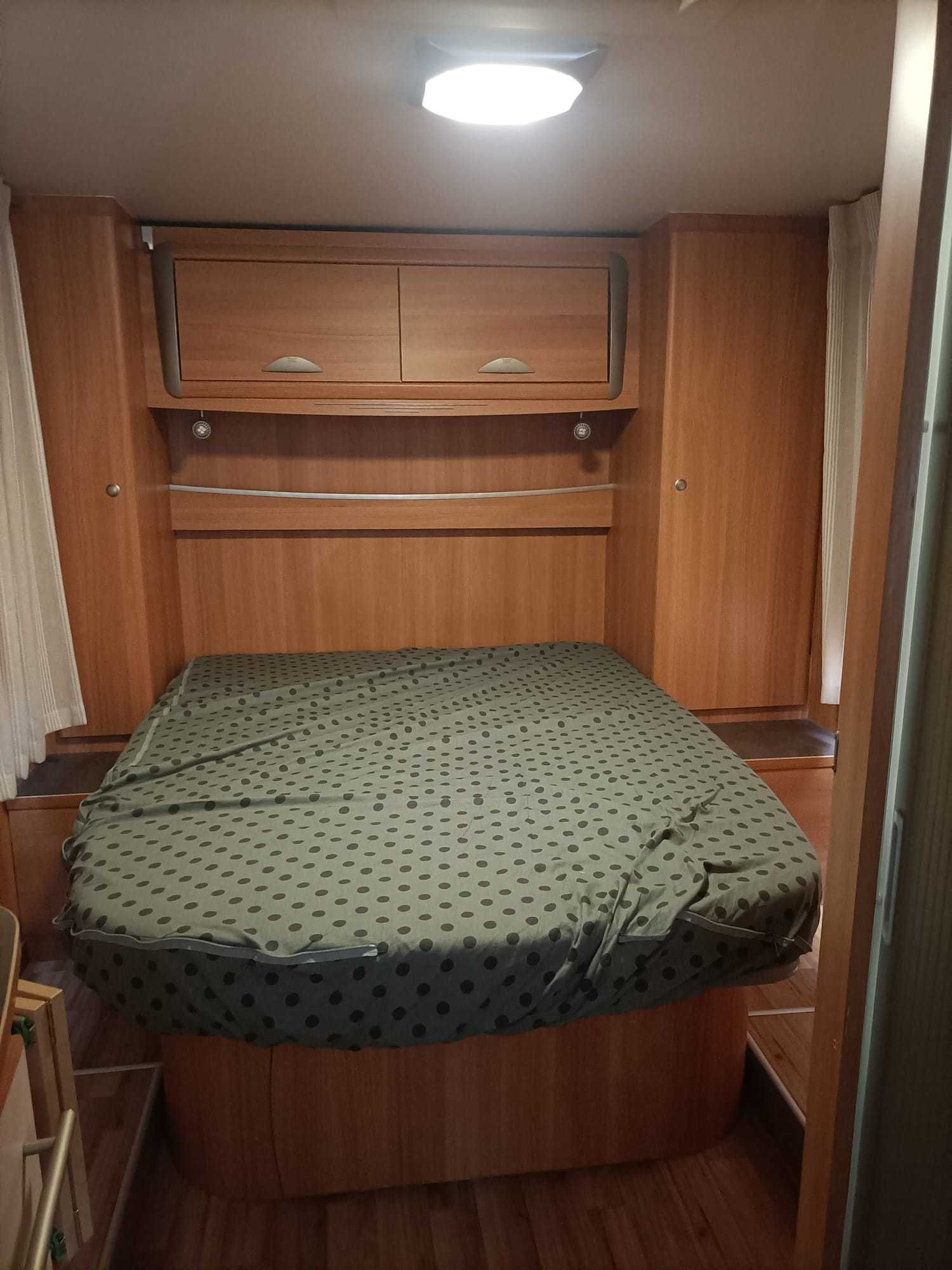 Autocaravana Ford