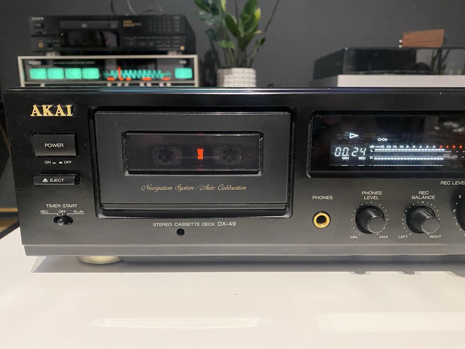 Magnetofon Akai DX-49
