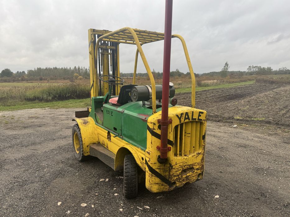 Wózek widłowy YALE benzynowy