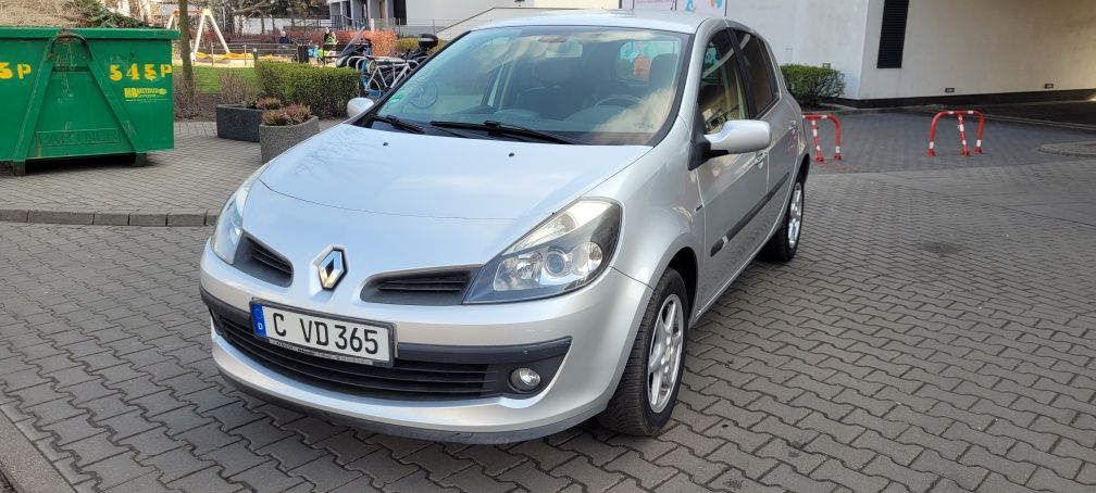 Renault Clio * 2006 * 1.6 benzyna * klima * polskory * 5 drzwi * Wawa