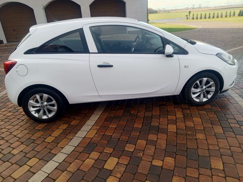 Sprzedam corsę e sprowadzoną