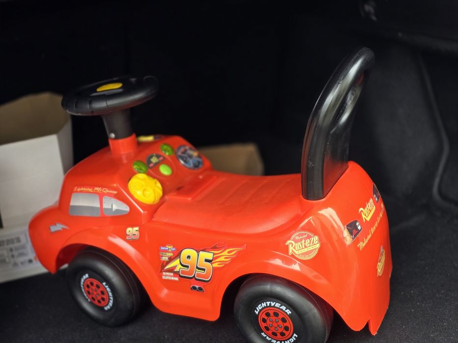 Машинка дитяча толокар Kiddieland "Гонщик Блискавка Маккуїн"