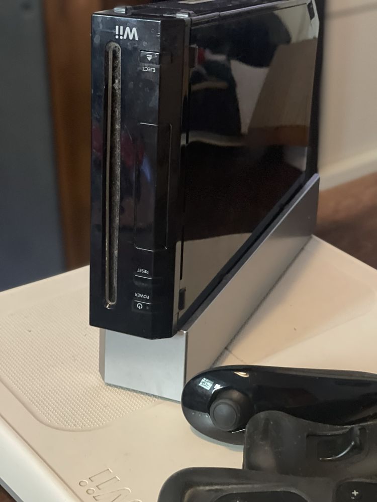 Wii com muitos jogos dois comedos e step