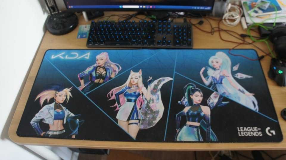 Tapete de Rato League of Legends KDA Logitech