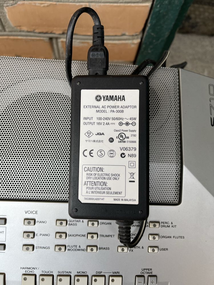 Синтезатор yamaha psr-s710, музичний інструмент, клавіши