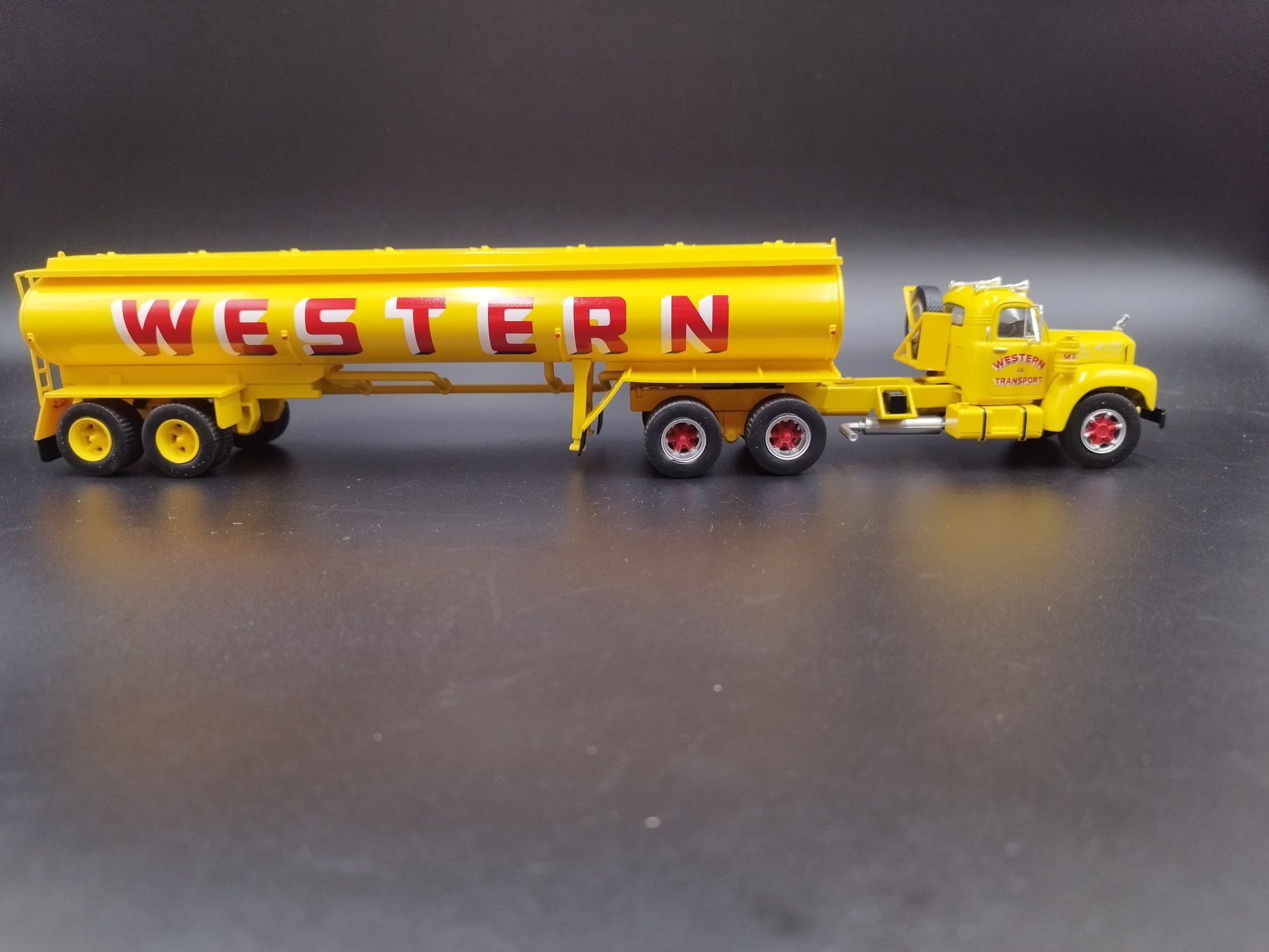 1:43 Altaya 1958 MACK B 61T Model nowy