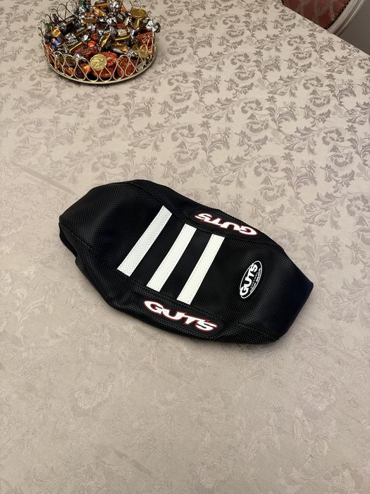 Poszycie siedzenia guts surron light bee x/s