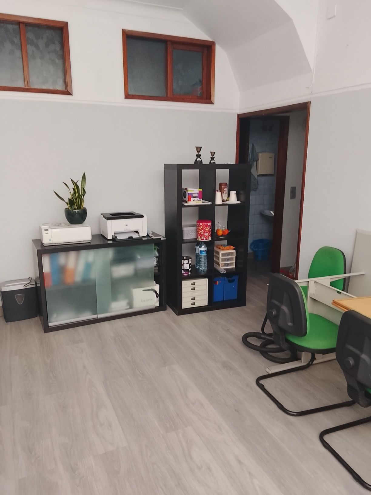 Loja centro de Matosinhos com 50m quadrado com 2 montras grandes