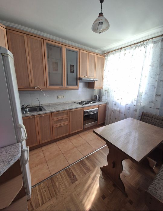 Оренда в 1хв від м Мінська пр. Оболонський 22В