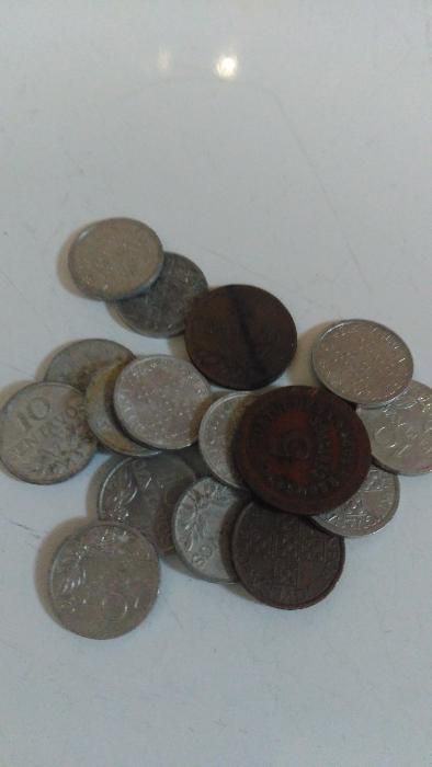 Moedas antigas da Républica Várias