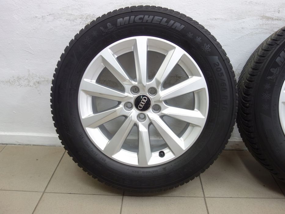 205/60R16 5x100 Koła zimowe Michelin Audi A1  jak nowe